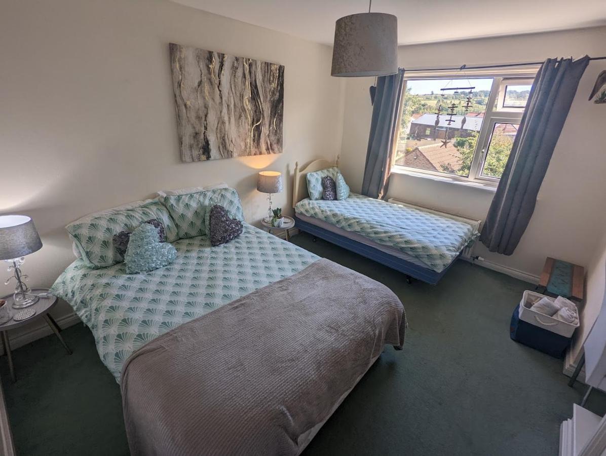 Fieldside View Sleeps 7 Village Near Whitby Sleights Экстерьер фото